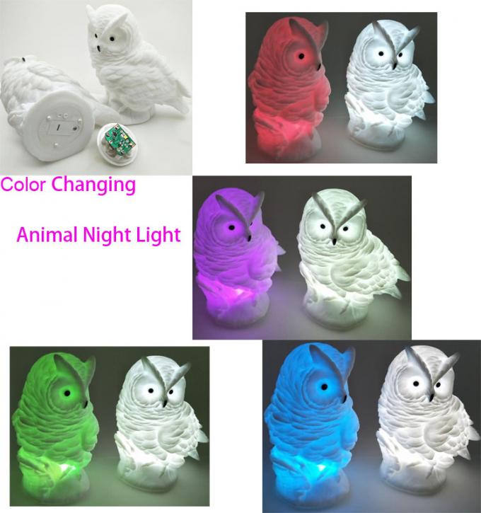 Les couleurs changeant la lumière animale de nuit du hibou LED/ont mené s'allument joue