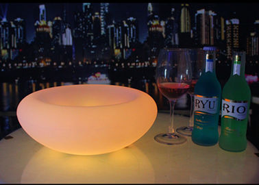 Chine Le type de cuvette le seau à glace de LED avec des lumières, LED allument la capacité du seau 2L fournisseur