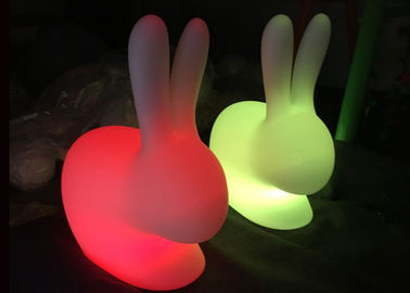 Chine Chaise de lapin de meubles de lueur menée par jeu d'enfants avec la lumière colorée, matière plastique fournisseur