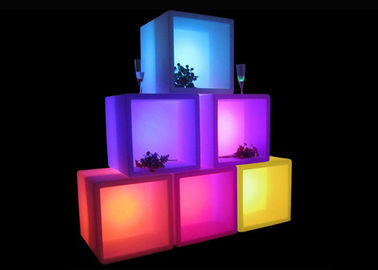 Chine seau à glace ouvert de barre de dos de cube en lumière de cube en 40X40X40cm LED pour l'affichage de boissons fournisseur