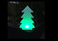 Lampadaire de LED formé par arbre en plastique à piles pour la décoration extérieure de Noël fournisseur