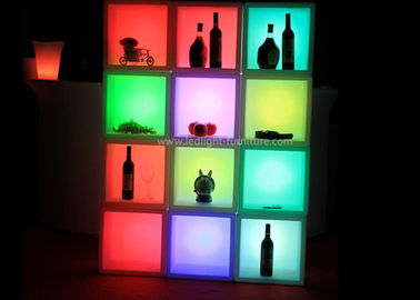 Chine Le plastique LED a allumé les étagères de barre/affichage arrière de boisson alcoolisée de barre avec à piles fournisseur