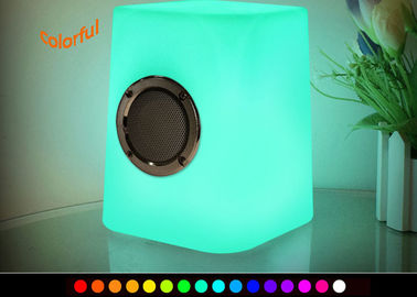 Chine Lumière sans fil de cube en LED/lampe musicale de Tableau de LED avec le haut-parleur de Bluetooth fournisseur