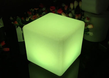 Chine couleur de 30Cm/de 40cm changeant des selles de cube en LED pour le jardin extérieur décoratif fournisseur
