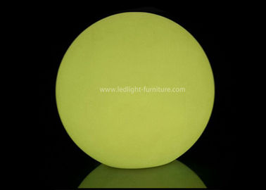La boule géante rechargeable de Noël de LED allume le diamètre de 50cm pour la décoration extérieure fournisseur